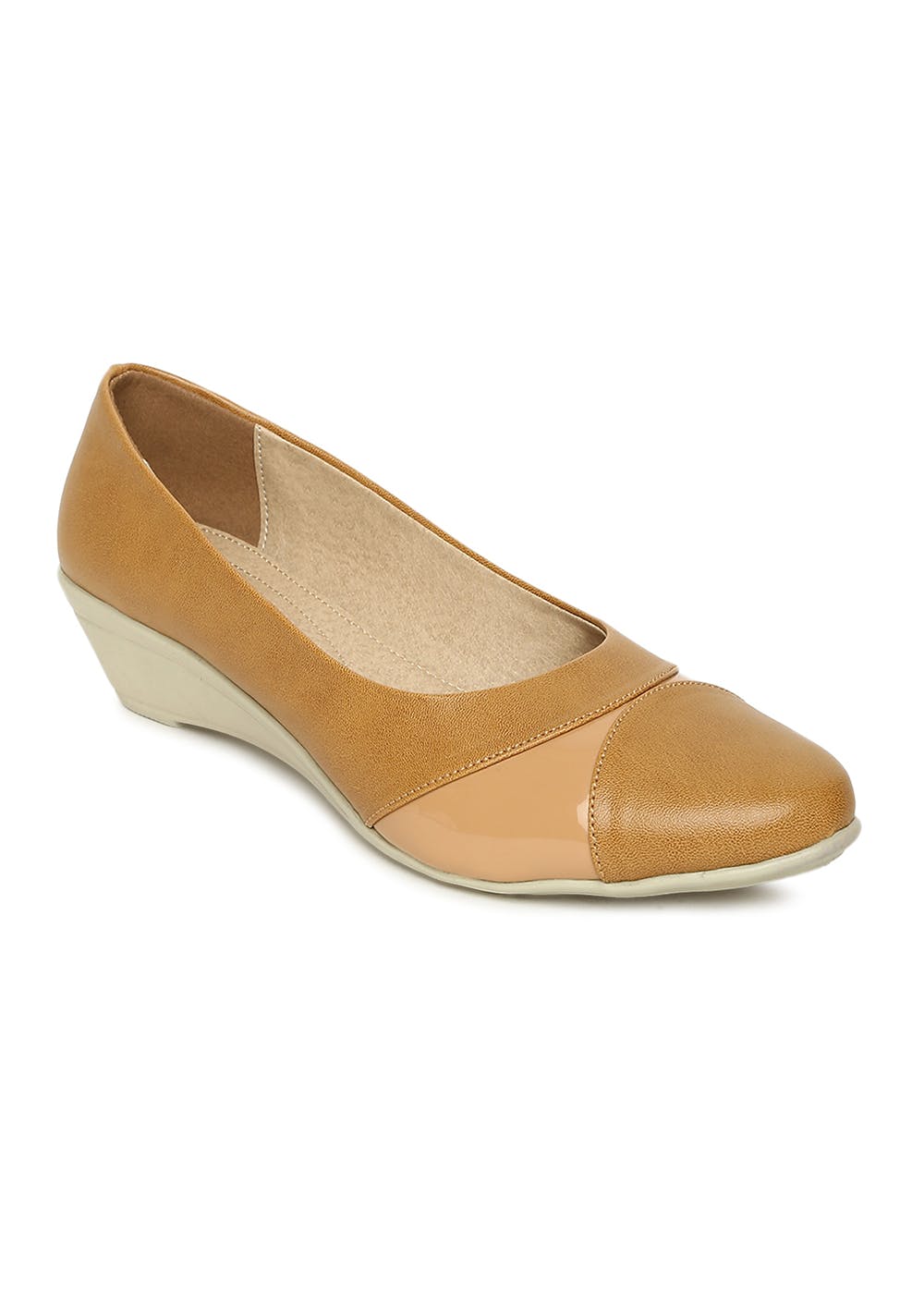 white flat court shoes