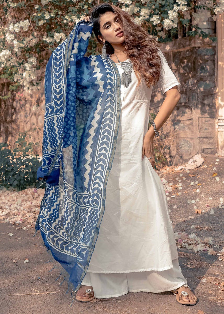 colorful dupatta with white suit