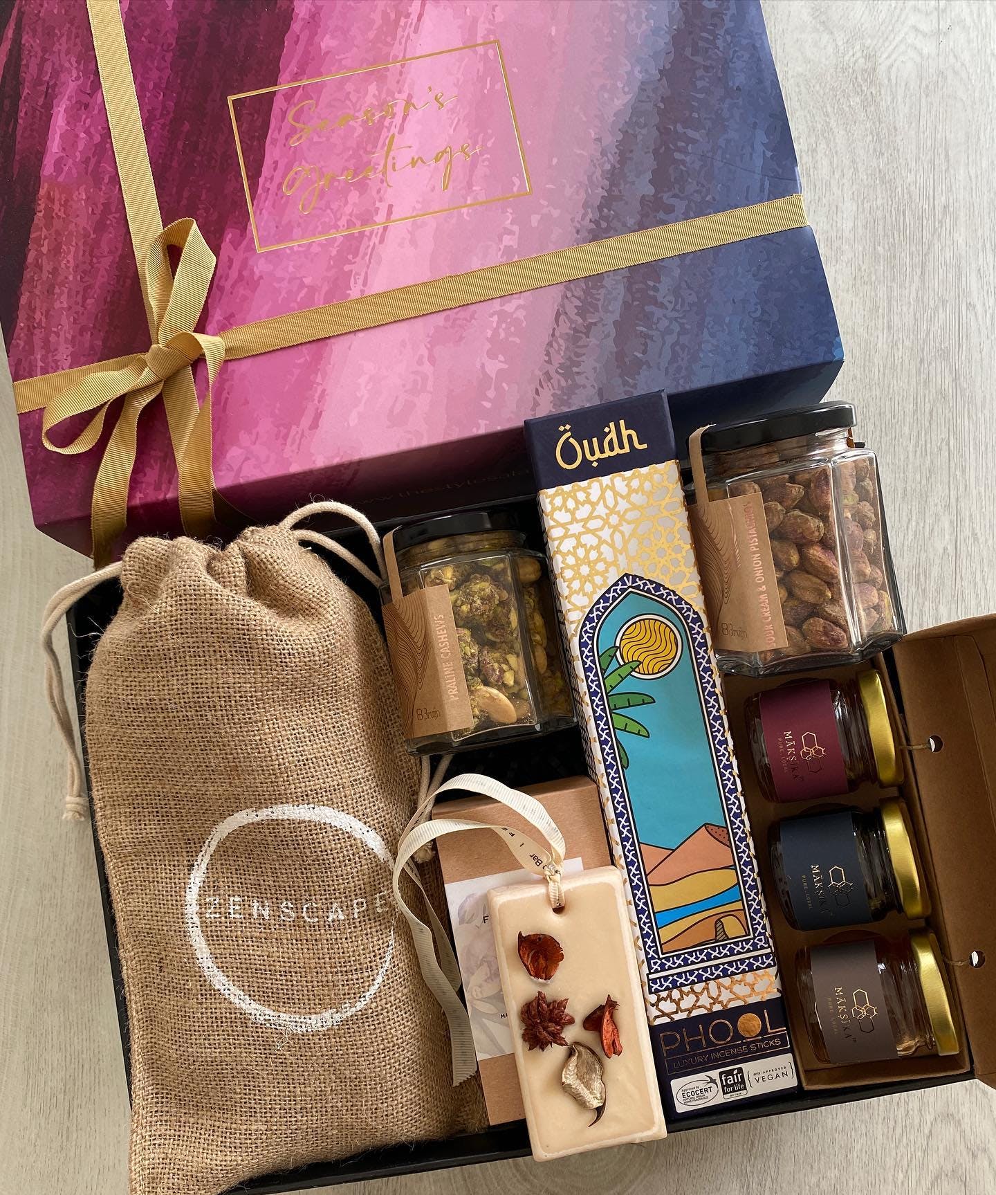 Gift Boxes Online in India - Unique Gift Hampers, Gift Company – Confetti  Gifts